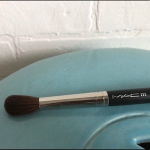 Made in France ๐MAC cosmetics #225 brush - new